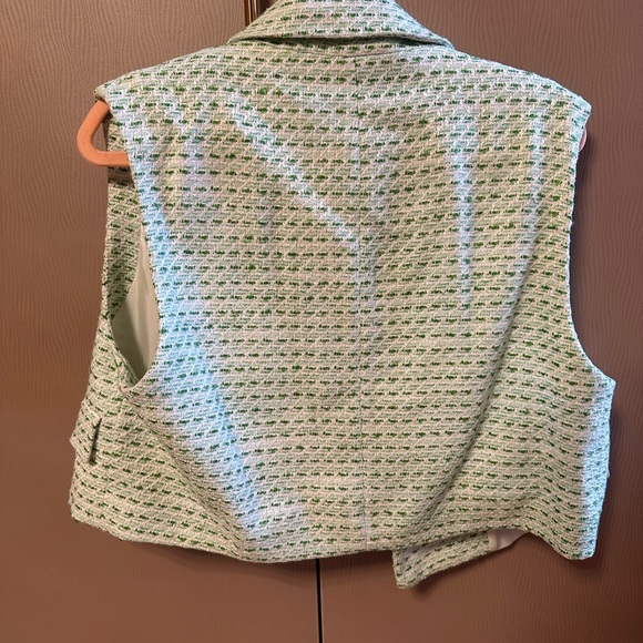 ZARA two piece set. vest + skirt. condition: like new - Picture 3 of 5